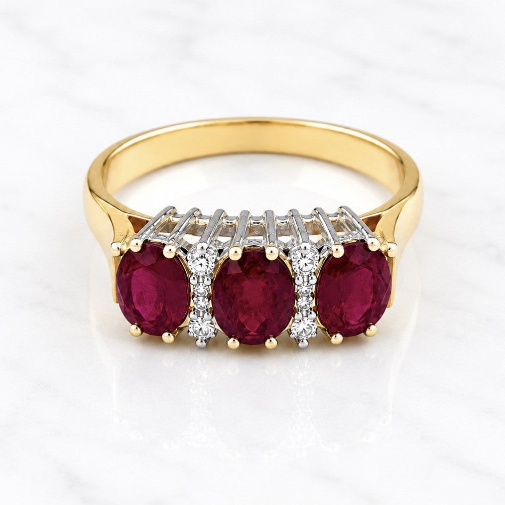 18ct Ruby & Diamond Ring